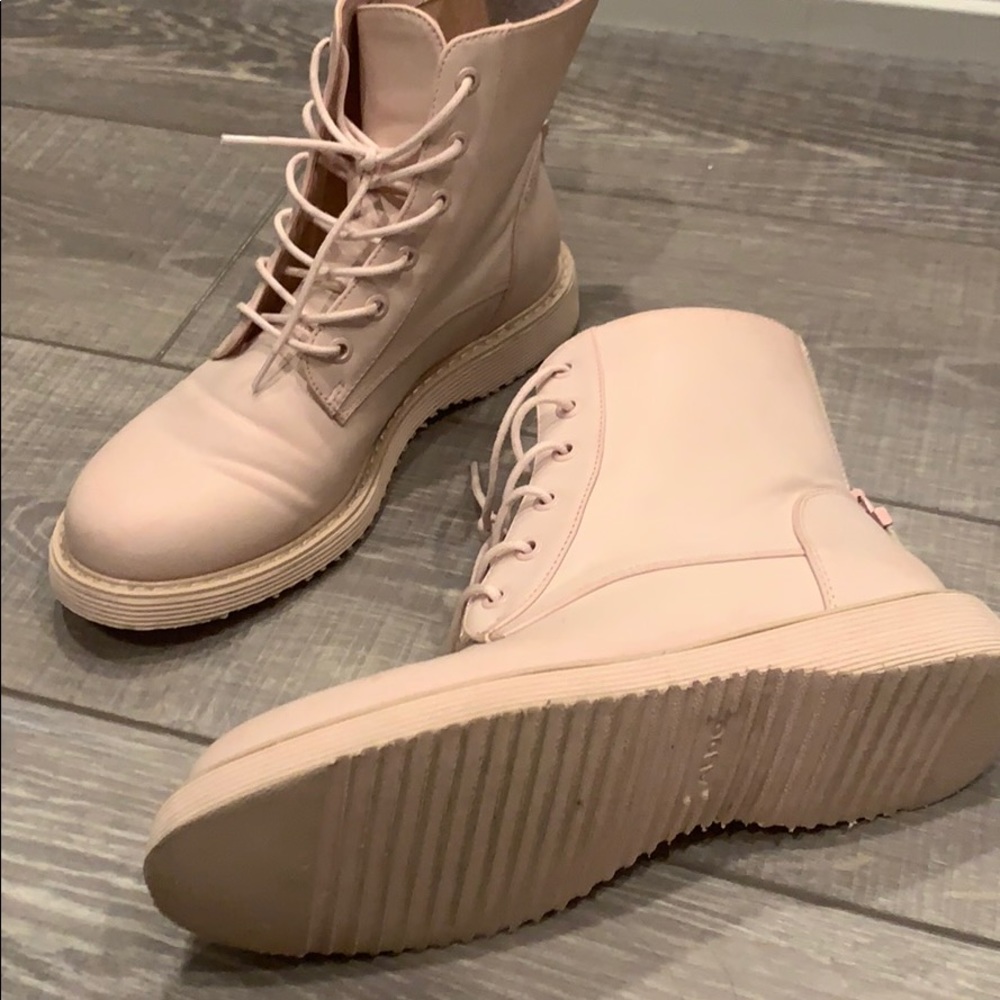 💖🌸Man made material moto boots Aldo🌸💖